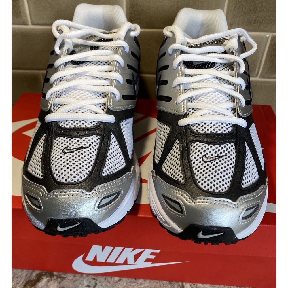 Nike Air Pegasus 2005 Metallic Silver Black White HQ3031 002 Men 12 Women 13.5 - Picture 2 of 7